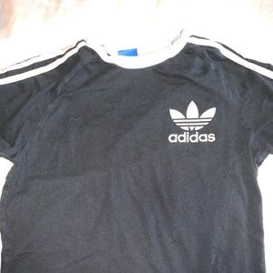 black vintage adidas t shirt